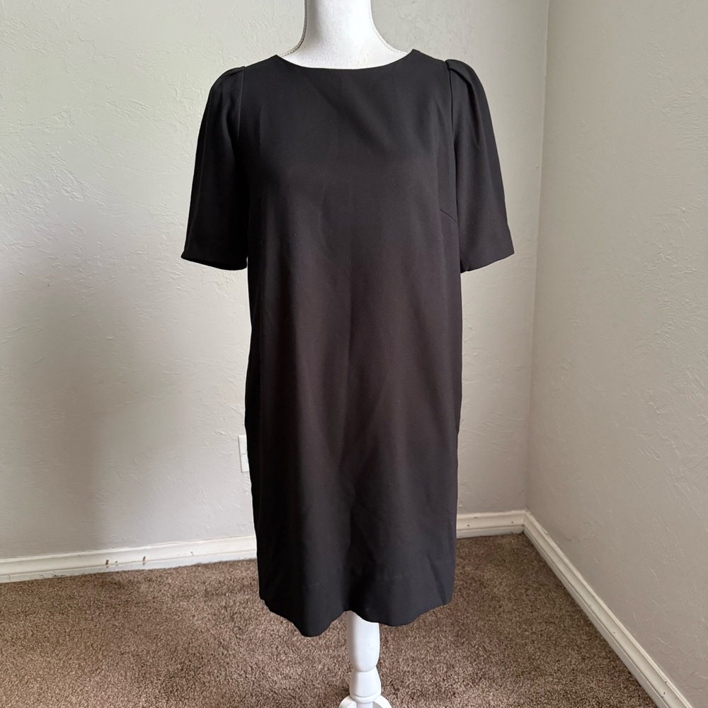 Zara Basic Shift Dress with a Puff Sleeve and Pockets M Black